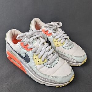 Nike Air Max 90 Women's Size 6 Tennis Shoes Summit White